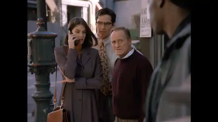 腐敗していく街