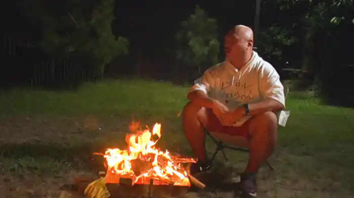 キャンプ場でバーベキュー!ステーキ&米に感動だしん!