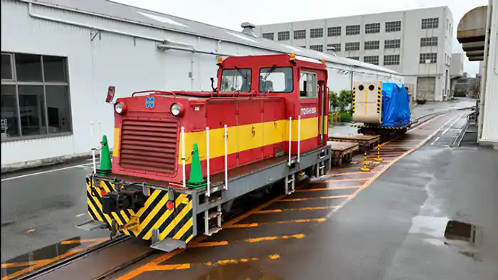 立入禁止？大手電機会社構内の専用貨物線