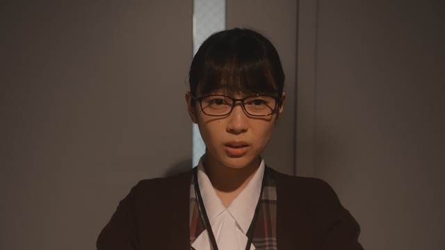 会社に現れた親友、彼女が働く理由とは？