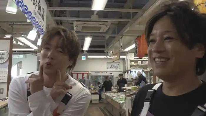 商店街で松陰寺太勇が超高価ギターを買う？