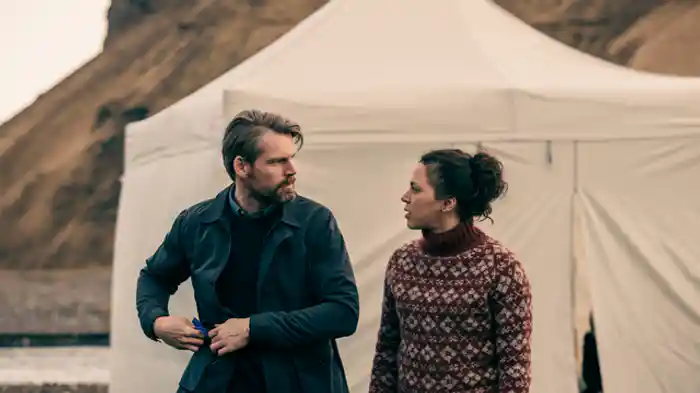 「未解決転落死の謎」