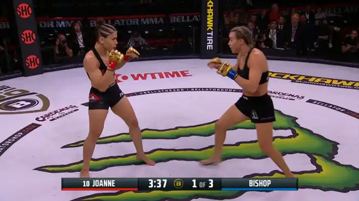 イララ・ジョアンヌ VS. ジェナ・ビショップ