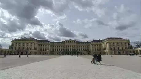 シェーンブルン宮殿と庭園群 Palace and Gardens of Schonbrunn