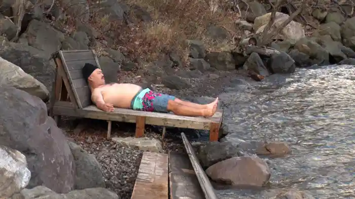 秘湯!丸駒温泉で絶景露天風呂&新名物サウナ