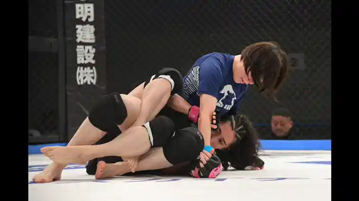 サラ VS 横瀬美久