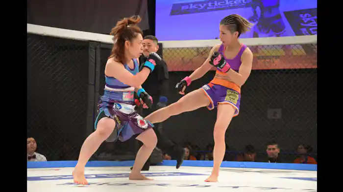 ジャカ季美香 VS チャッキールビ