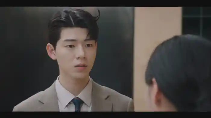 何かが引っかかる？ ガウスのミキサー コナミジン