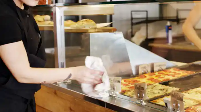 チェンソーを万引き!?