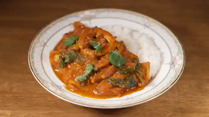 トマトシーフードカレー