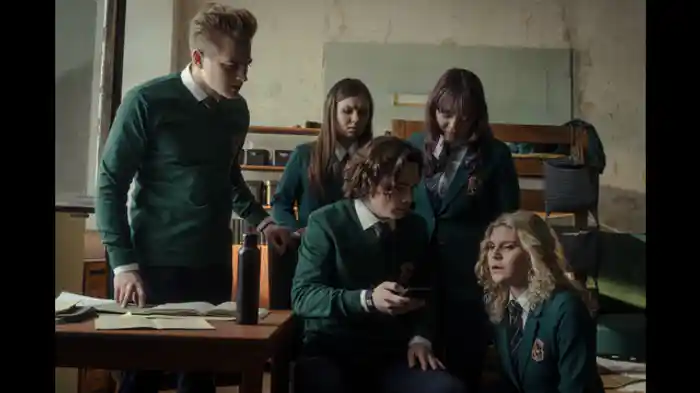 オオカミとヒツジ