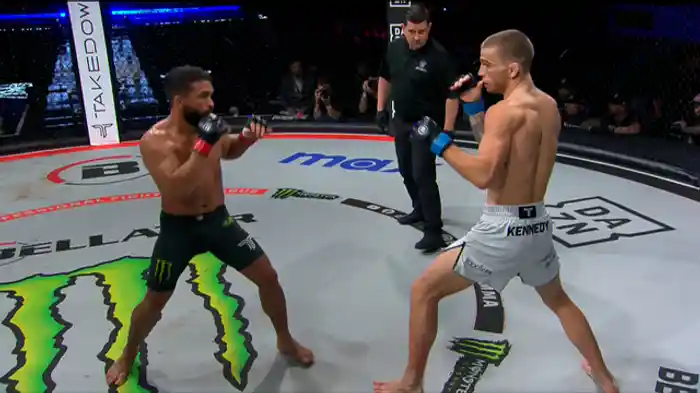 パトリシオ・ピットブル vs. ジェレミー・ケネディ