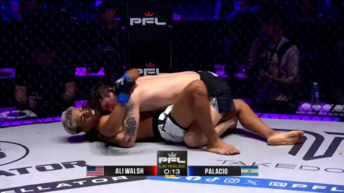 ビアッジョ・アリ・ウォルシュ vs.エマニュエル・パラシオ