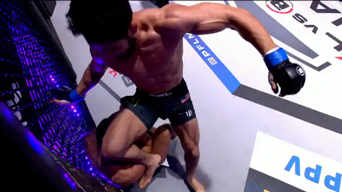 ヘンリー・コラレス vs.アーロン・ピコ