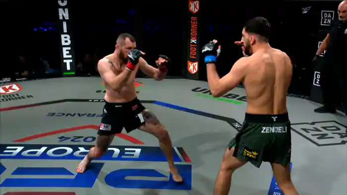 トマシュ・ラングフスキ vs. フロリム・ゼンデリ