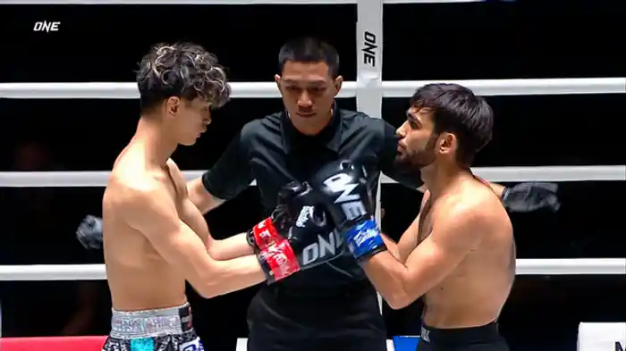 奥山雅仁 vs. テミルラン・ベクムルザエフ