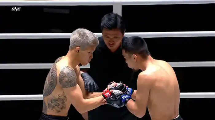 チョ・ギュジュン vs. アディレット・アリムベック・ウフール