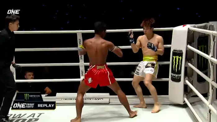 カンレック・ソー・チョーミーチャイ vs. 老沼隆斗