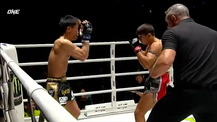 フルカン・カラバフ vs. 井原浩之