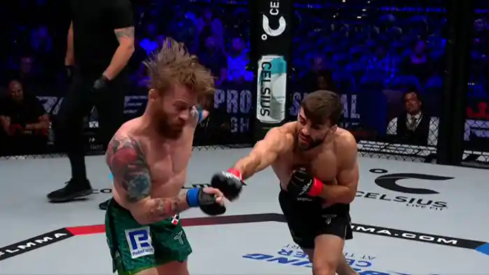 ブライス・メレディス vs. タイ・ジョンソン