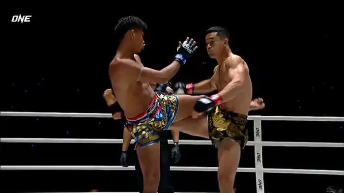 コンペット・フェアテックス vs. ゴンチャイ・チャナイドンムラン