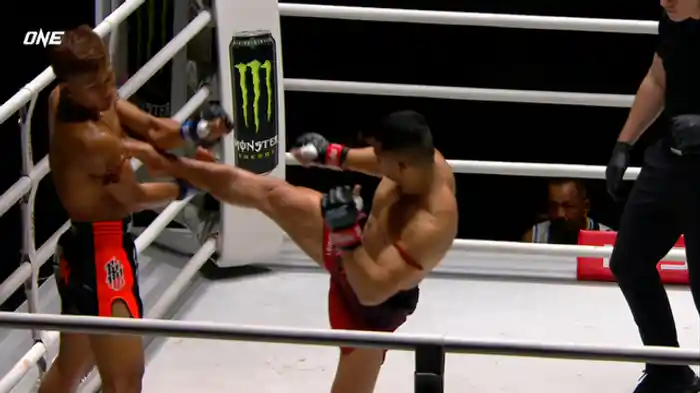 ノンオー・ハマ vs. クラップダム・ソー・チョー・ピャッウータイ