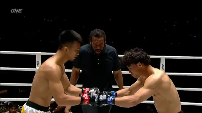 ジェレミー・パカティウ vs. ワン・シュオ