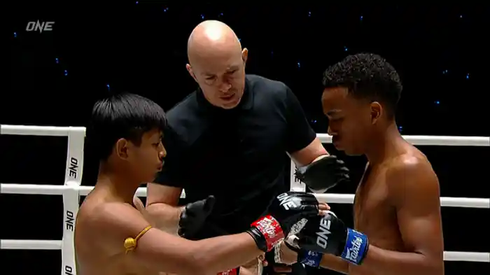 ソンチャイノーイ・ゲッソンリット vs. ニコラス・レイテ・シウバ