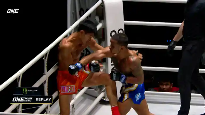 ペットセンチャイ・M・U・デン・コンマイバオウィー vs. ルイジン・ソー・ウィセッキット