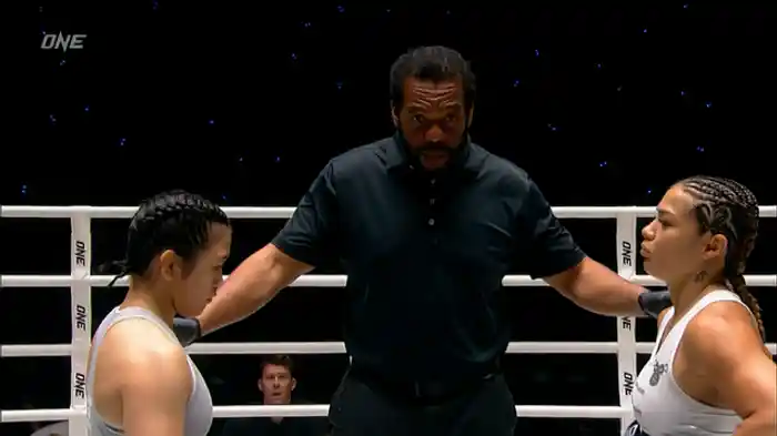 澤田千優 vs. ノエル・グランジャン