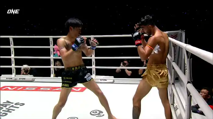 ペイマン・ゾルファガリ vs. 森岡悠樹