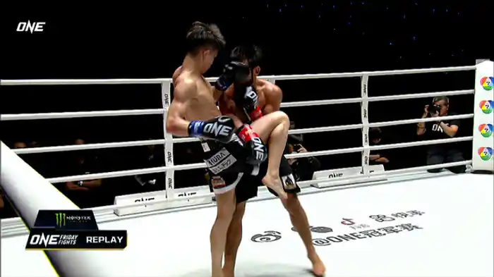 テミルラン・ベクムルザエフ vs. 安本晴翔