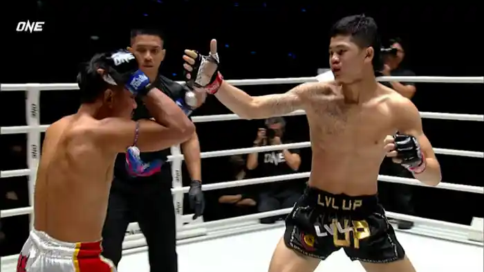 コンクラ・ジットムアンノン vs. マッドシン・カオラックムエタイ