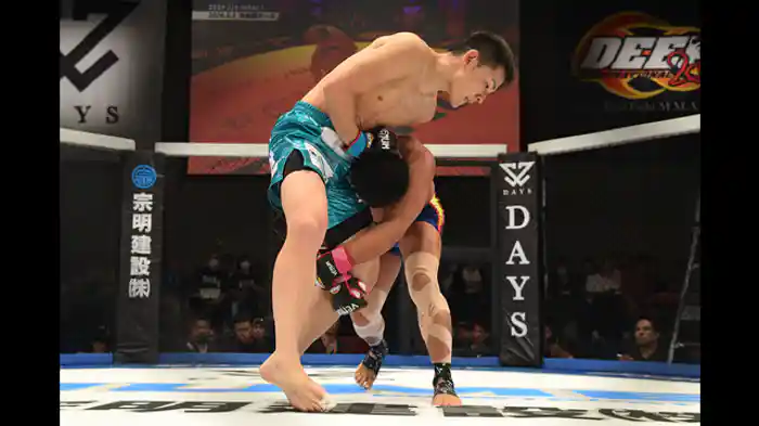 北岡悟 VS 倉本大悟