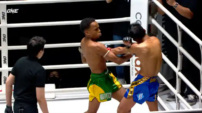 ラック・エラワン vs. ニコラス・レイテ・シウバ