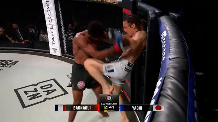 マンスール・ベルナウイ vs. 矢地祐介