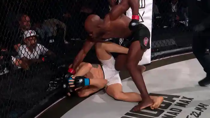 イーブス・ランドゥー vs. ジョナス・ビラリーニョ