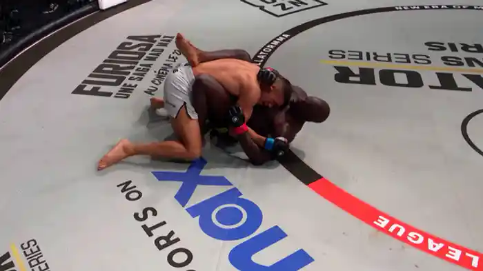 グレゴリー・バベネ vs. コステロ・ヴァン・スティーニス