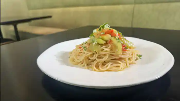 茄子とトマトの冷製パスタ