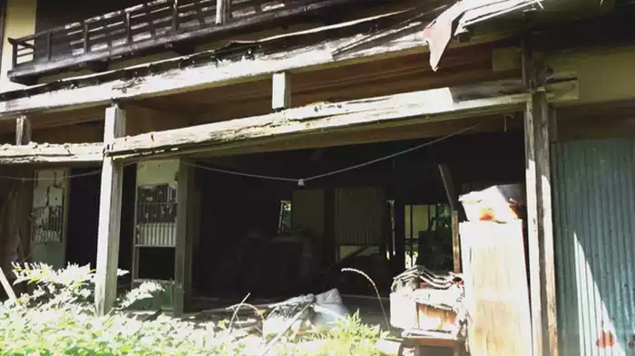 岐阜・根尾越波編