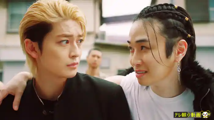 セクシー美人警官と密室タイマン取り調べ!?