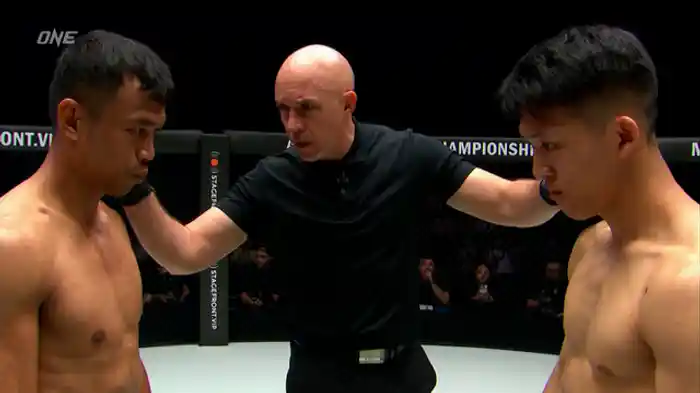 シッティチャイ・シッソンピーノン vs. 野杁正明