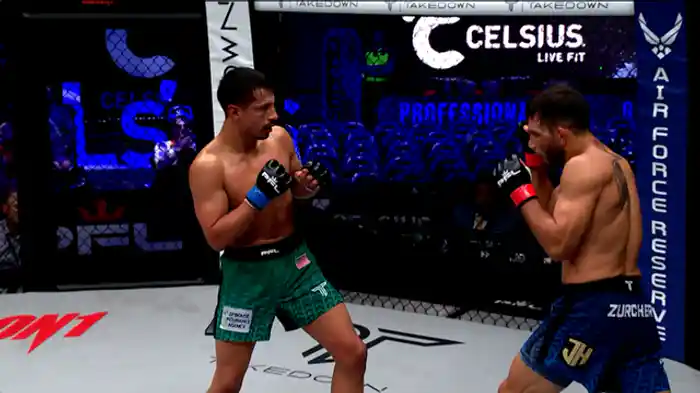 ブライアン・ズーチャー vs. ジュリアン・ルイス