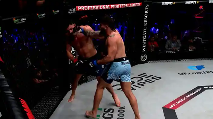 ロブ・ウィルキンソン vs. ジョシュ・シルヴェイラ