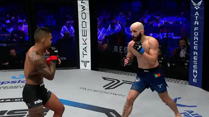 カイ・カマカ3世 vs. ペドロ・カルバーリョ