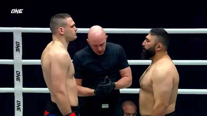 ラーデ・オパチッチ vs. イラジ・アジズプール