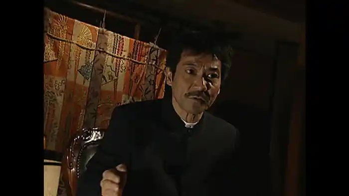 死んだ兵隊/メイクさんの助手/隣の部屋の客