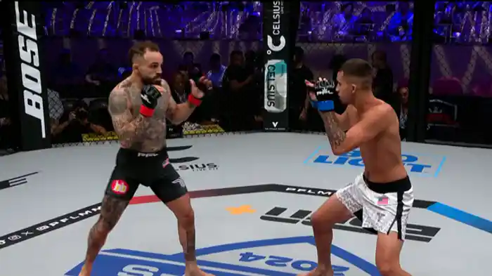 ジョーダン・オリバー vs. ブレイドン・アケオ