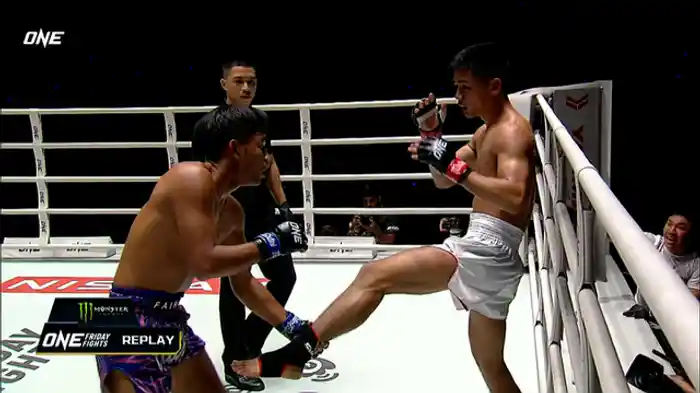 カイムッカオ・ワンコンオームMBK vs. ペットガオラン・シンハ・マウイン