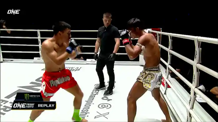 スーティン・リンムエタイ vs. スーパー・ヤイ・チャン